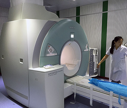 我司代理徐州市第六人民醫院順利進口西門子磁共振成像系統